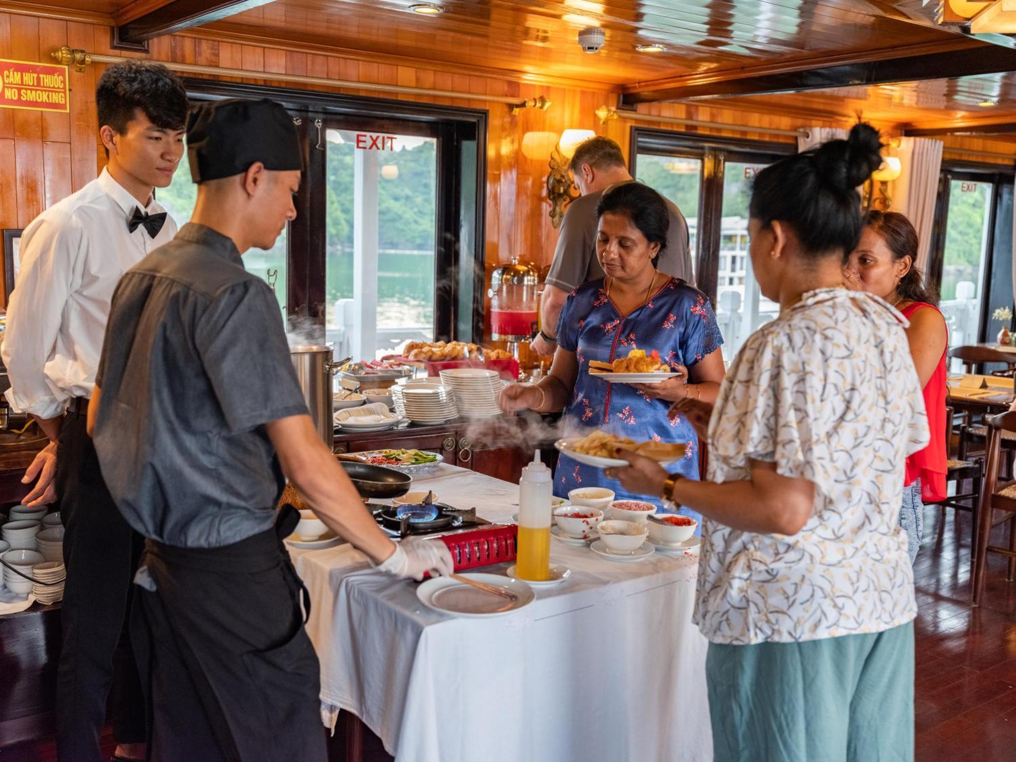Hera Grand Luxury Cruise Ha Long Exteriér fotografie