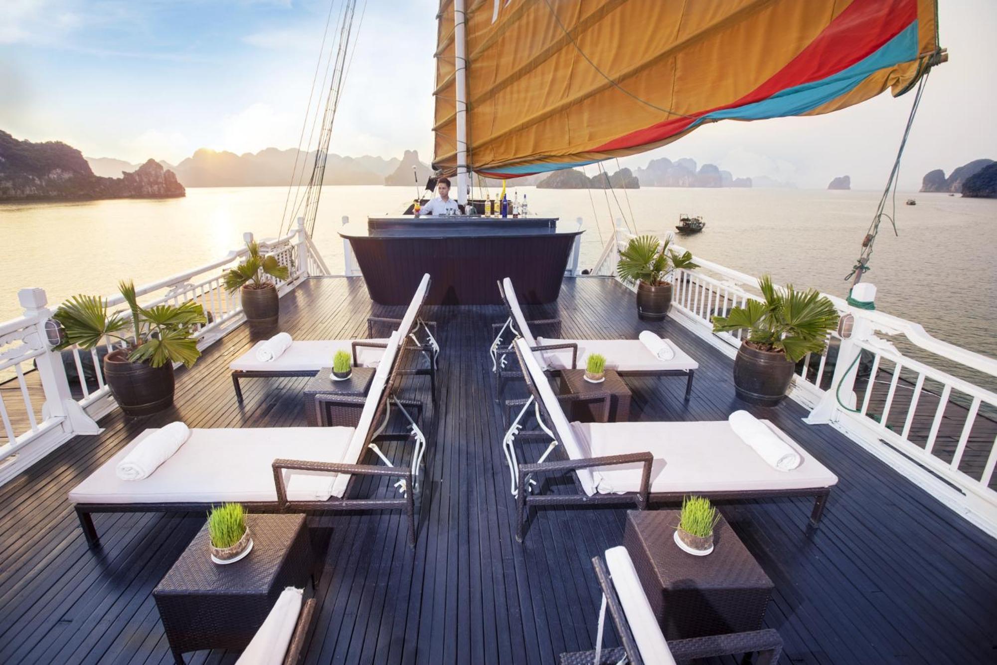 Hera Grand Luxury Cruise Ha Long Exteriér fotografie